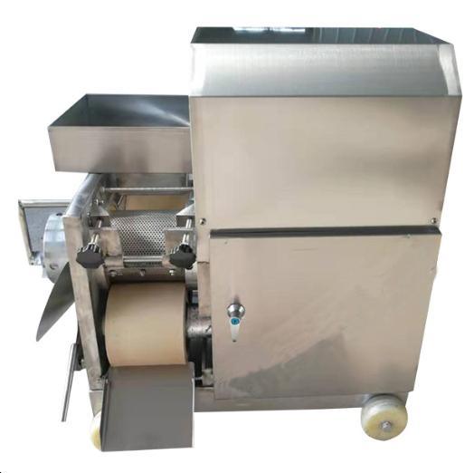 Poisson cru traitant la chaîne de production chaîne de production de saucisse de poissons chair de poissons écrasant et désossant la machine de lavement de machine