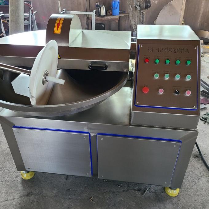 Poisson cru traitant la chaîne de production chaîne de production de saucisse de poissons chair de poissons écrasant et désossant la machine de lavement de machine