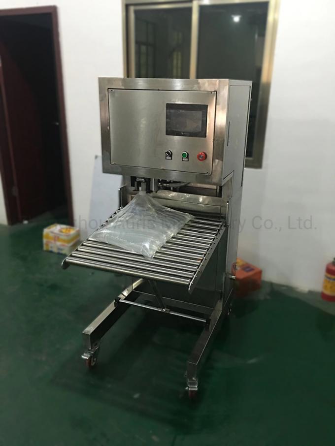 Sac semi-automatique de vin dans le remplissage et couvrir de boîte le remplisseur de bavoir de machine