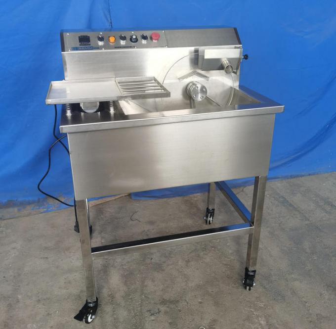 Chocolat de versement de pot du chocolat Jzj30 industriel fondant gâchant la machine 2