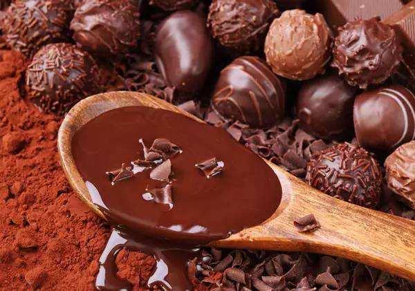 Chocolat de versement de pot du chocolat Jzj30 industriel fondant gâchant la machine 6