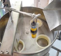 Granule automatique pesant des haricots de machine à emballer de chocolat scellant la machine 0